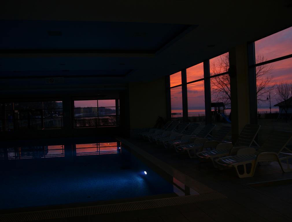 Club 218 Wellness Petra Apartman Siofok Ngoại thất bức ảnh