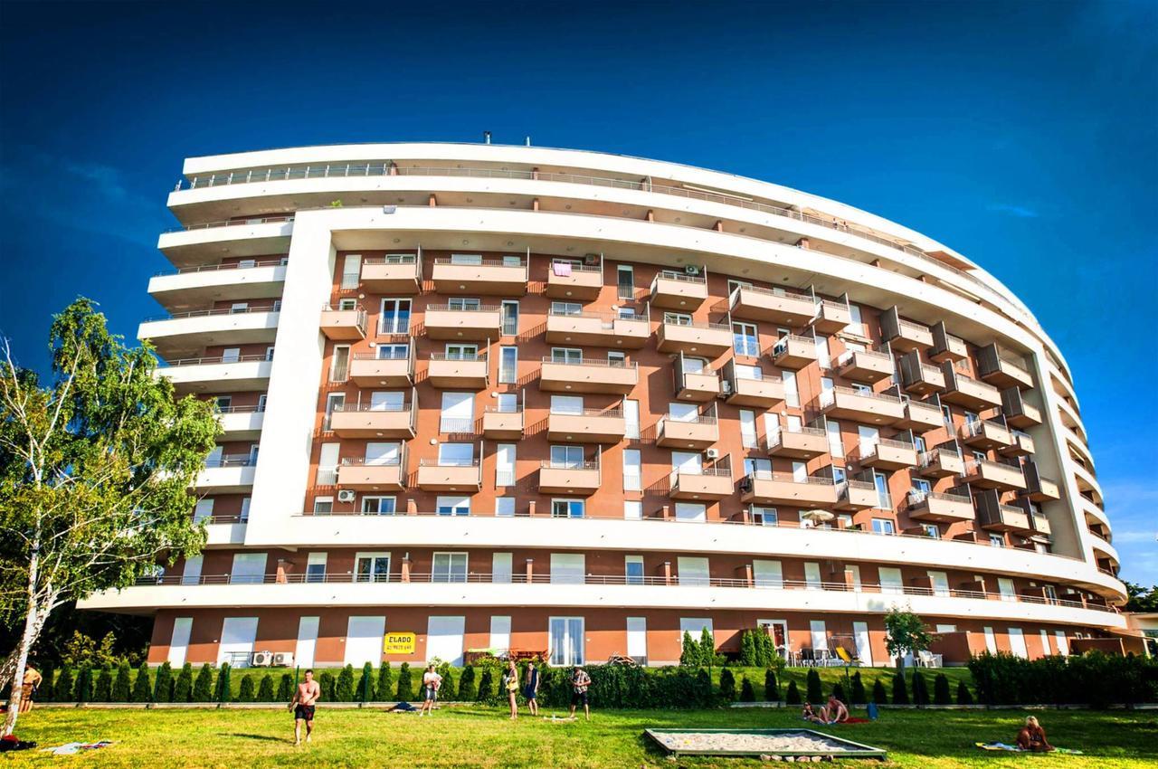 Club 218 Wellness Petra Apartman Siofok Ngoại thất bức ảnh